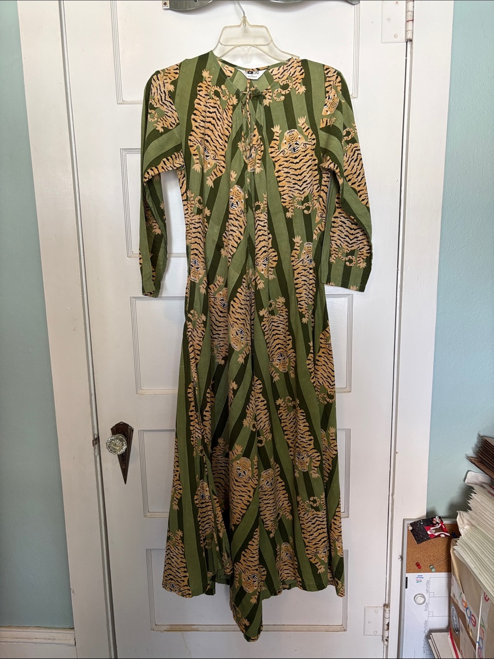 Silk Road Green Tiger Print Long Sleeve Maxi Dress/Kaftan Size M
